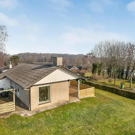 Lovely In With House A Panoramic View *